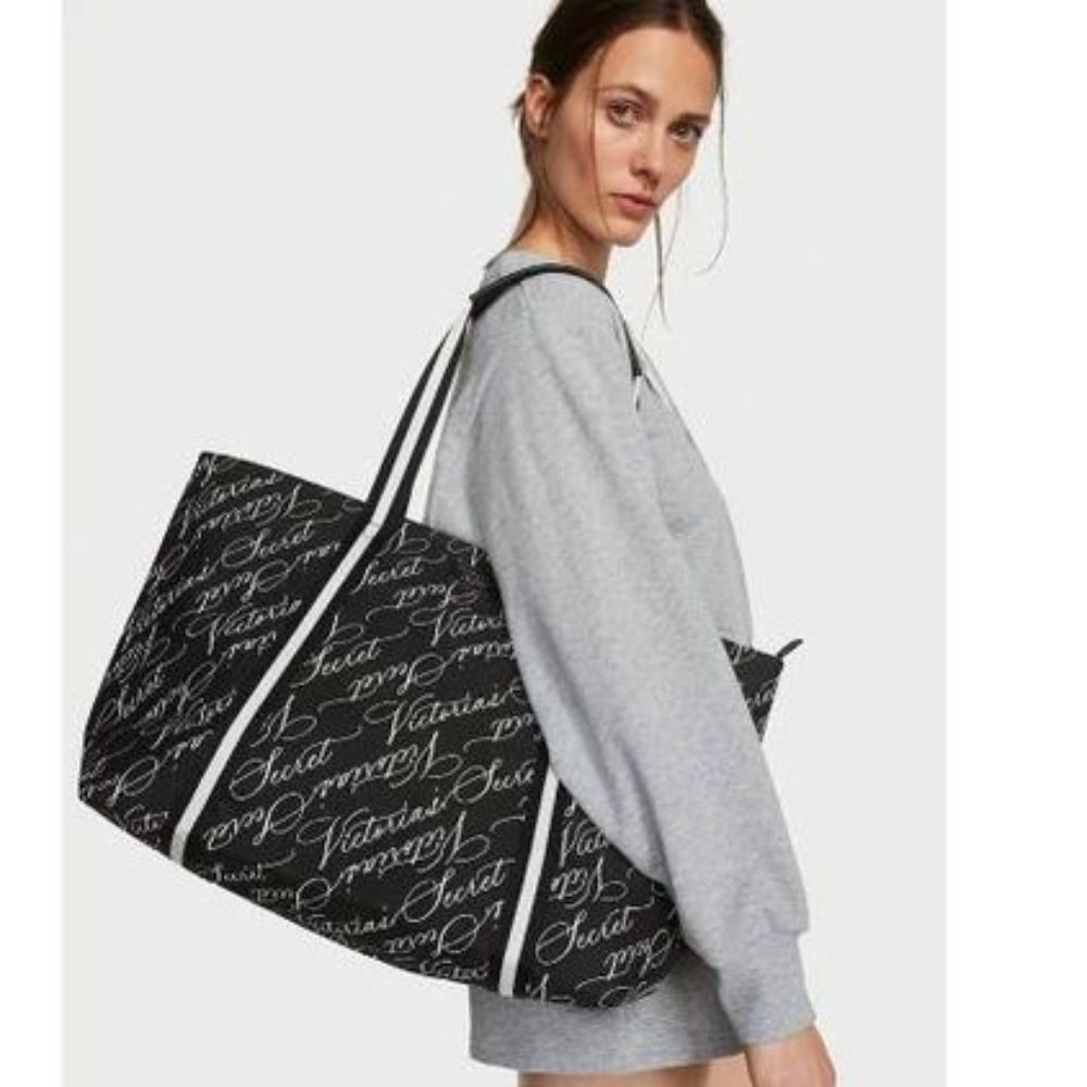 New W/Tag Victoria's Secret Logo Weekender Tote